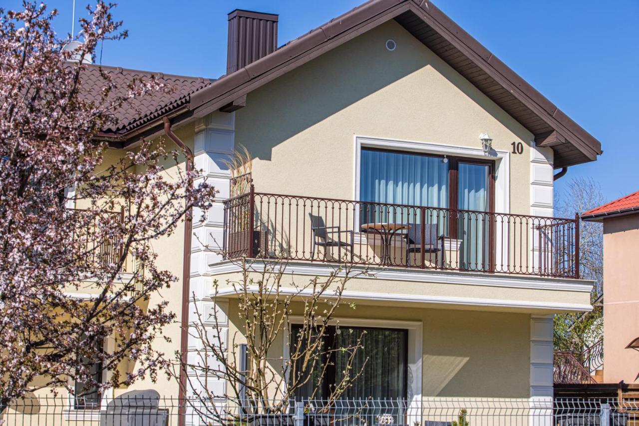 Sakura_Inn Паланга Экстерьер фото